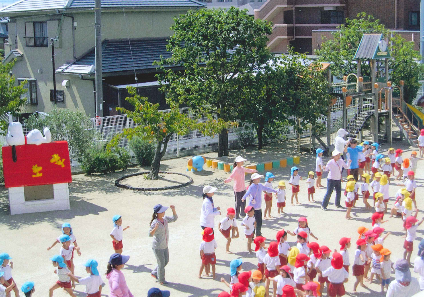 三矢ゆりかご保育園　園庭