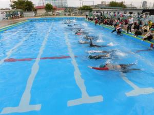 着衣水泳の授業3