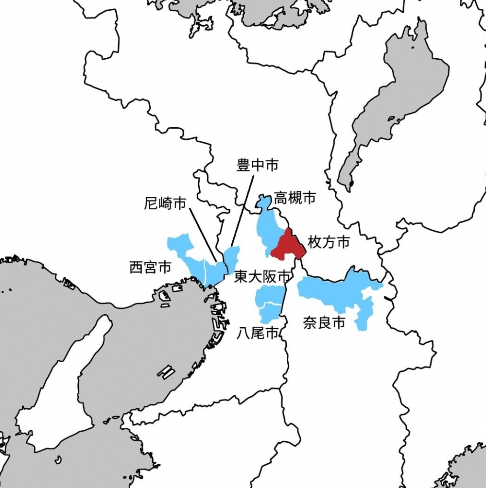 比較した8市の地図