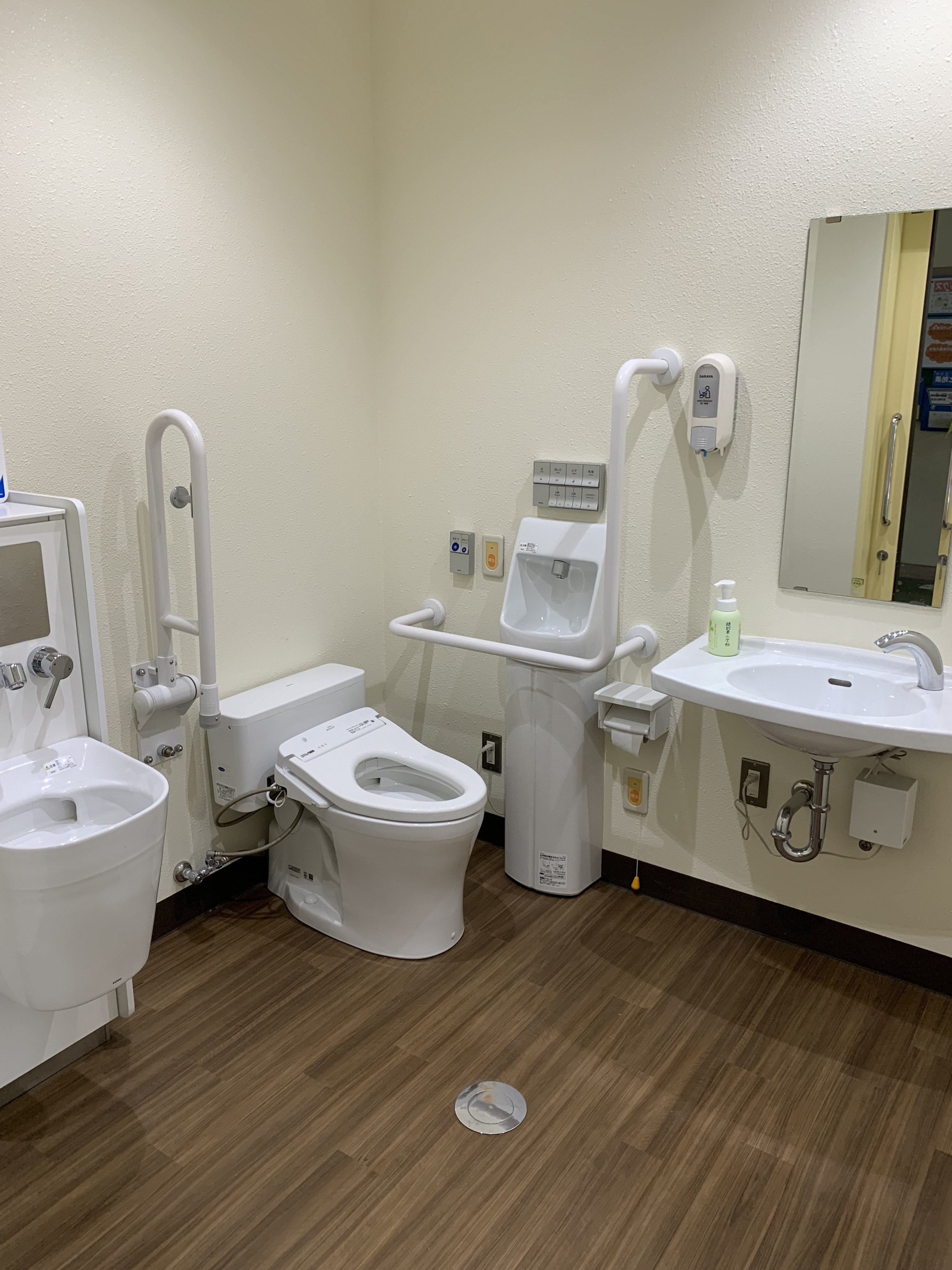 活用例(小中学校のトイレ整備2)