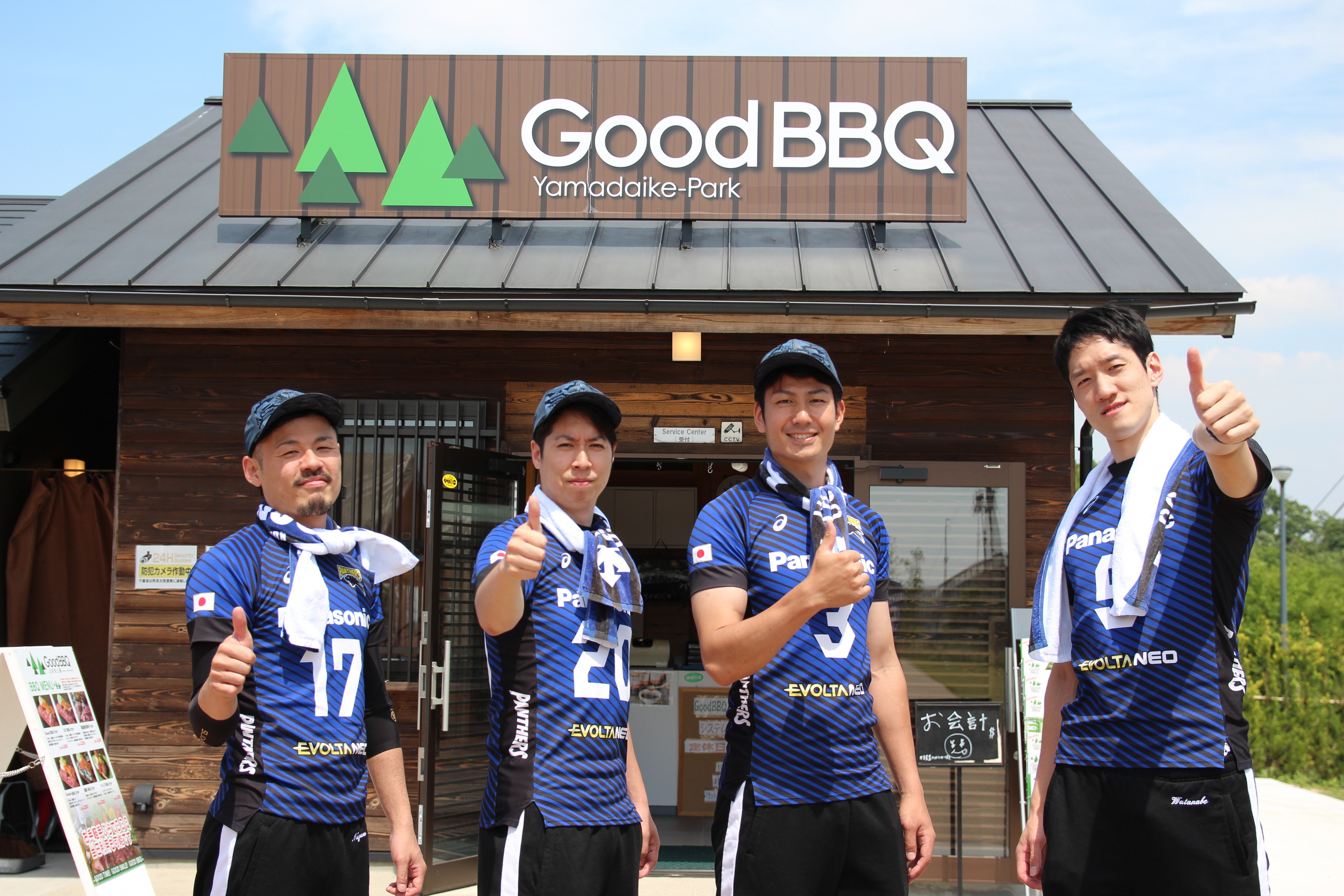 Good BBQとパンサーズの選手