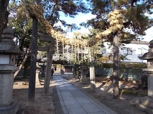 山田神社の勧請縄