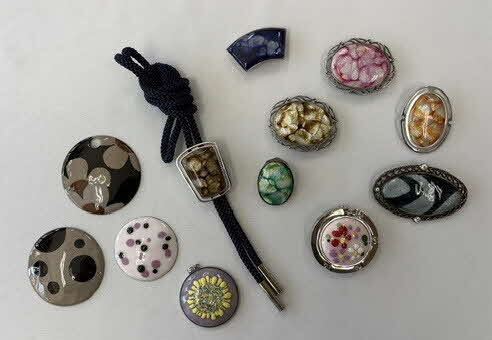 七宝講座「枠のあるアクセサリー」の作品例