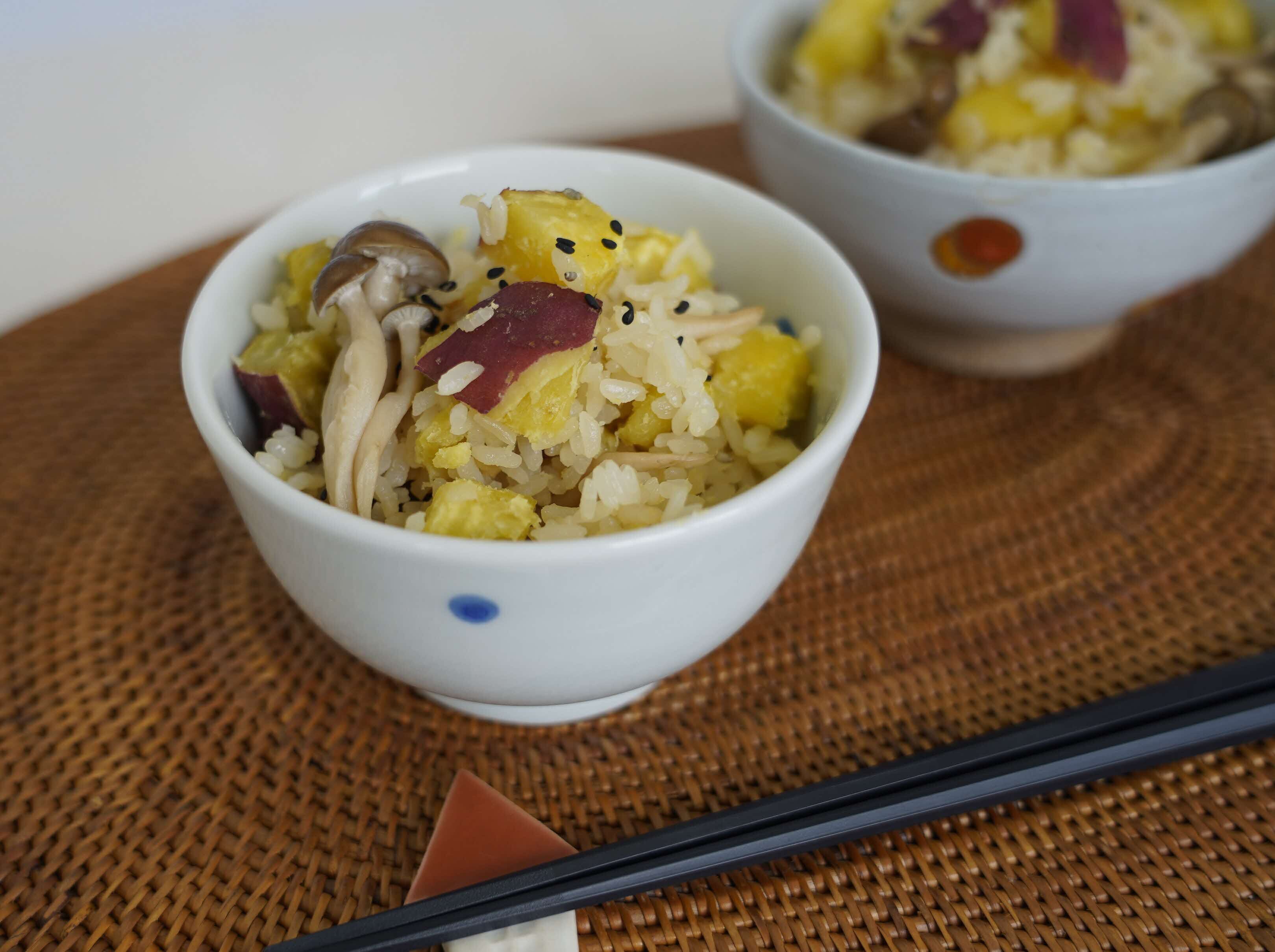 サツマイモとシメジの炊き込みご飯