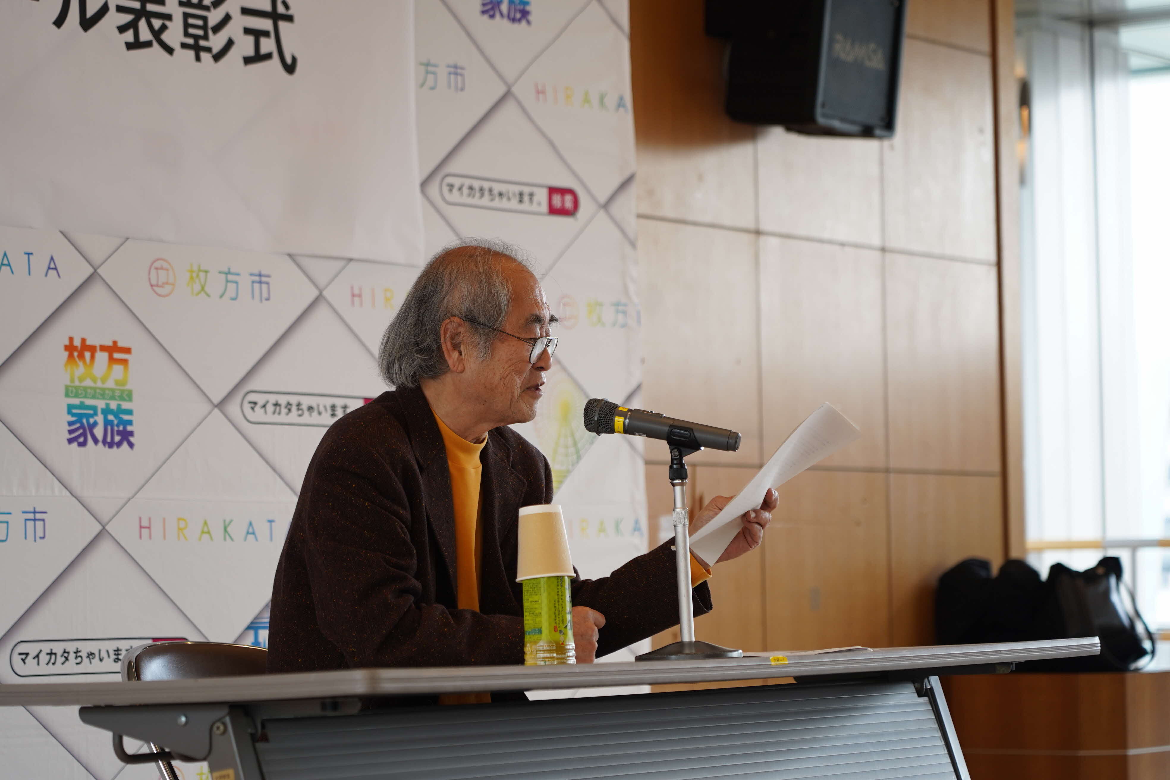 ミニ講座で解説する審査員長・梶川さん