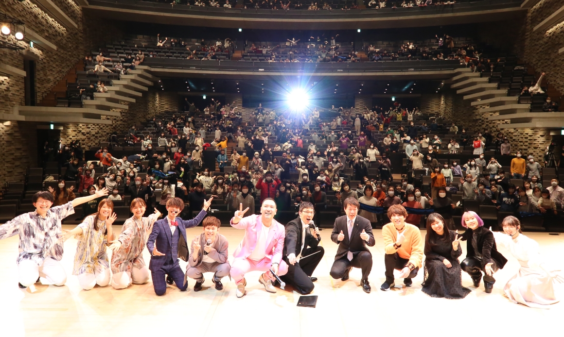 1000人で大合唱集合写真